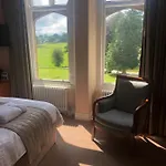 Hotel The