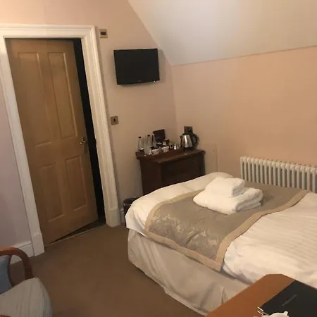 The 4* Levens