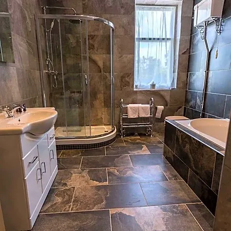 The Hotel 4*
