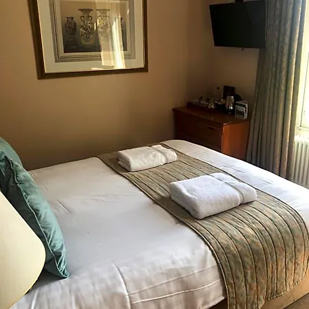 The Hotel 4*